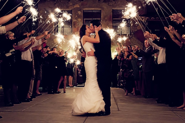 Фото бенгальские огни на свадьбе — Магас | magas.salutsklad.ru